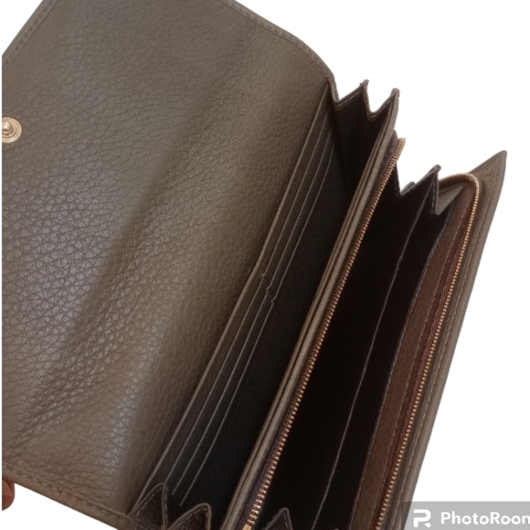Gucci Abbey Vintage Authentic Long Wallet - Picture 10 of 16